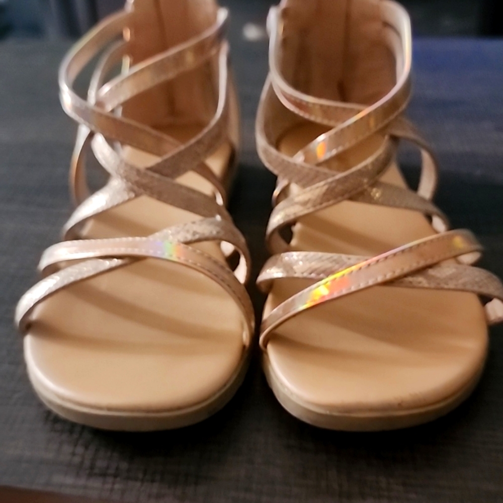 Beauty Girl shoes  size 2. Metallics colors